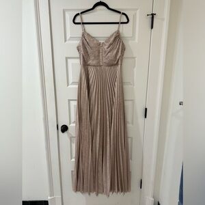 Sleeveless Evening Ground